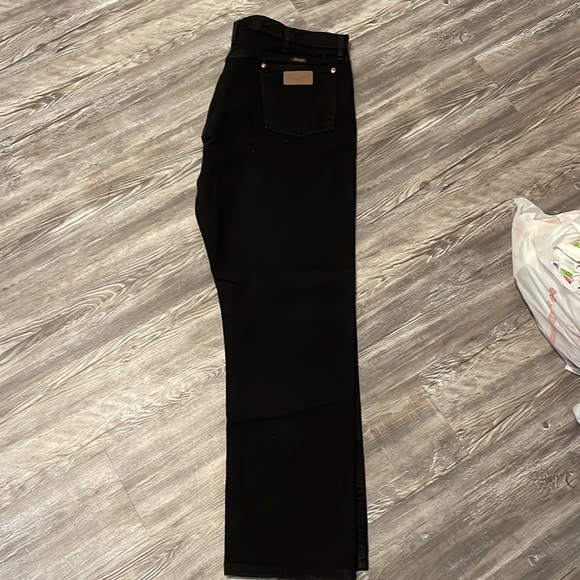 Wranglers Men’s 40x32 13MWZ Cowboy Cut Jeans - Picture 2 of 5